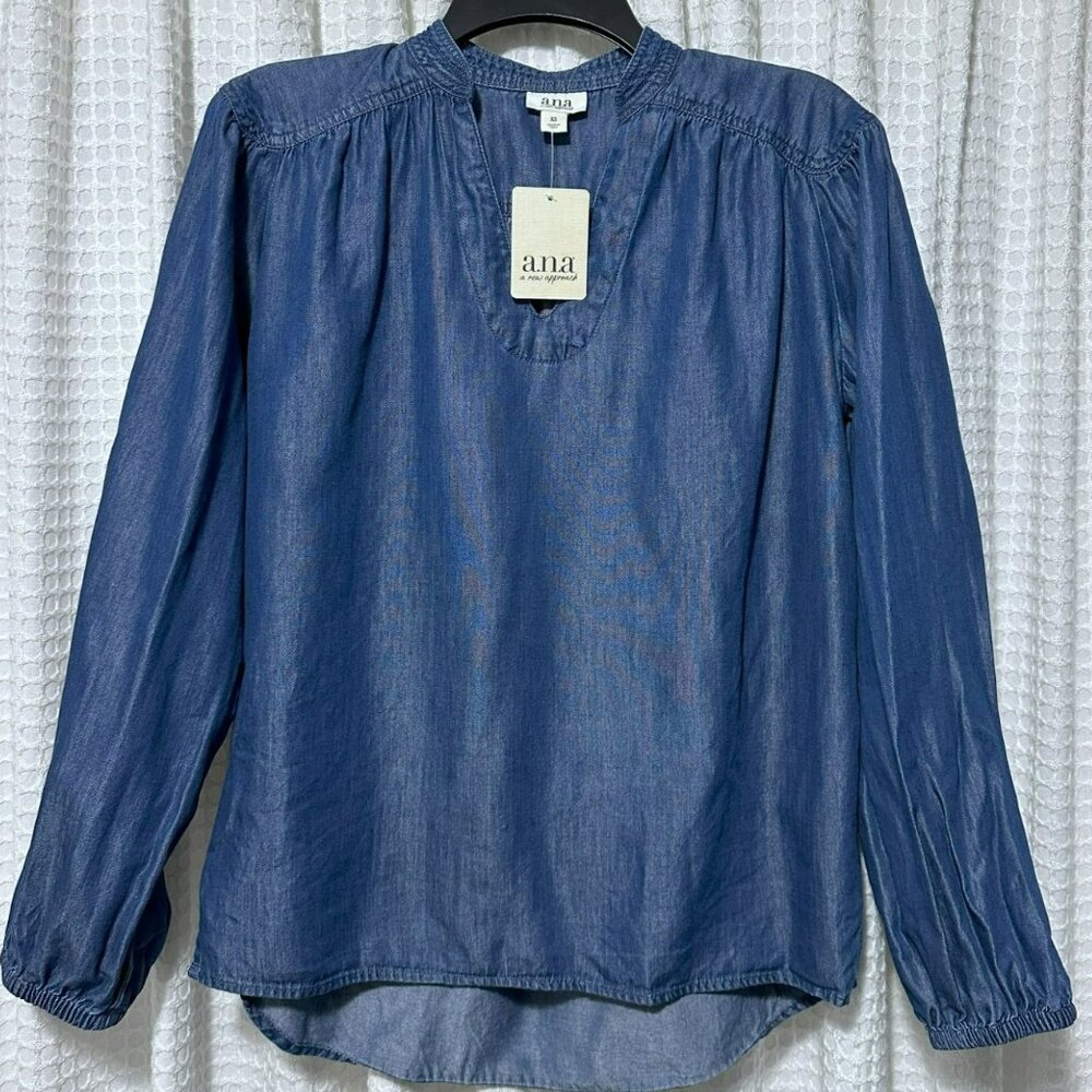 NWT A New Approach ANA Gathered Blue  Medium Wash Denim Long Sleeve Top Size XS